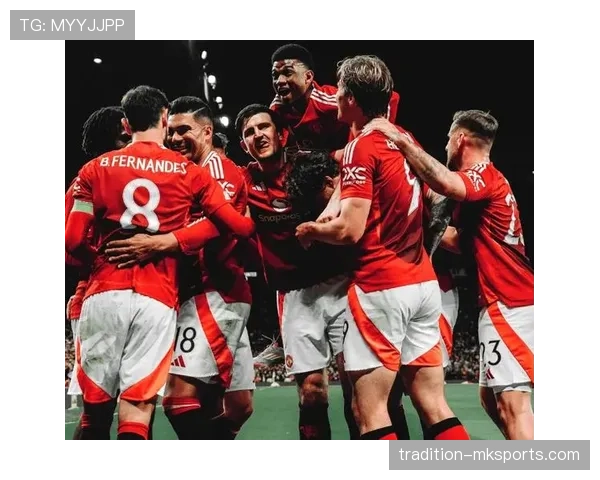 曼联近期比赛节奏混乱，全队失控问题逐步反映在成绩上